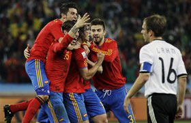 世界杯-西班牙中卫绝杀1-0擒德国首进决赛战荷兰
